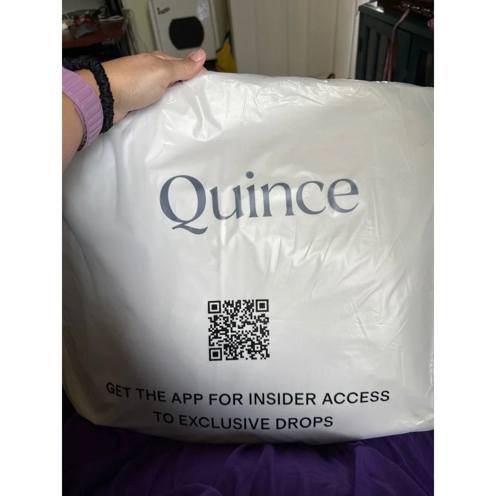 Quince All-Day Neoprene Duffle Bag Black Travel Gym Weekender NWT